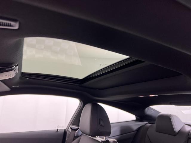 Photo of 2025 Vegas Red Metallic BMW 430