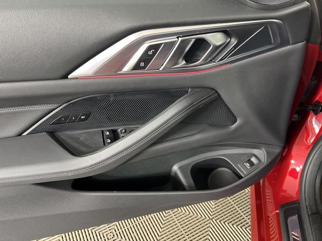 Photo of 2025 Vegas Red Metallic BMW 430