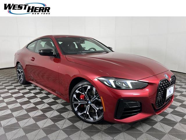 Photo of 2025 Vegas Red Metallic BMW 430