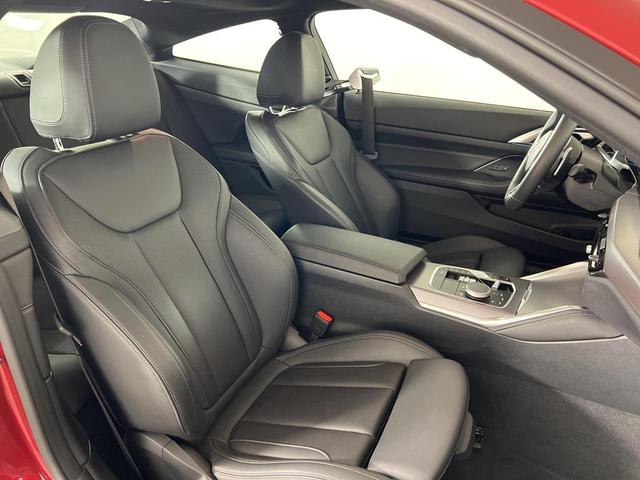 Photo of 2025 Vegas Red Metallic BMW 430