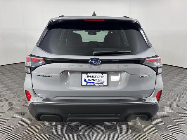Photo of 2025 River Rock Pearl Subaru Forester
