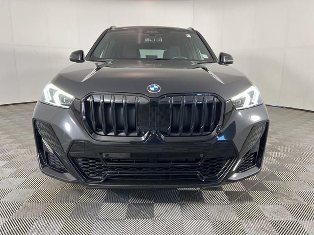Photo of 2023 Black Sapphire Metallic BMW X1