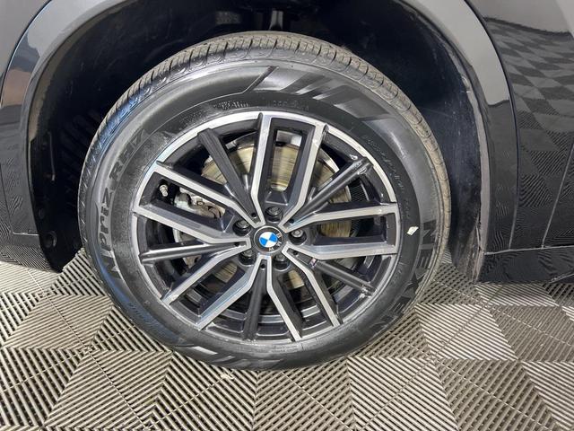 Photo of 2023 Black Sapphire Metallic BMW X1