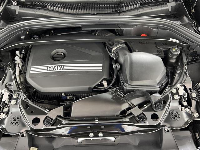 Photo of 2023 Black Sapphire Metallic BMW X1