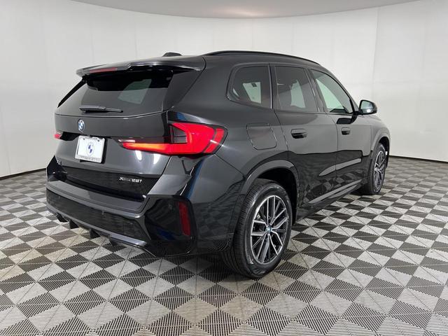 Photo of 2023 Black Sapphire Metallic BMW X1