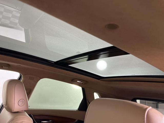 Photo of 2017 Dark Adriatic Blue Metallic Cadillac XT5