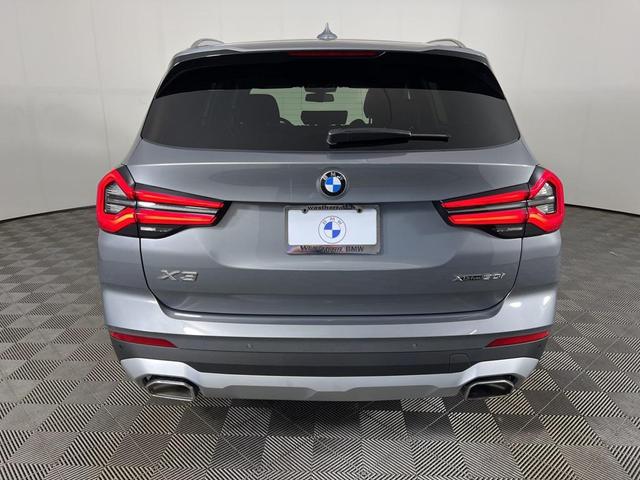 Photo of 2024 Skyscraper Grey Metallic BMW X3