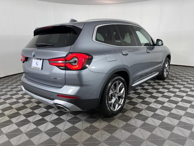 Photo of 2024 Skyscraper Grey Metallic BMW X3