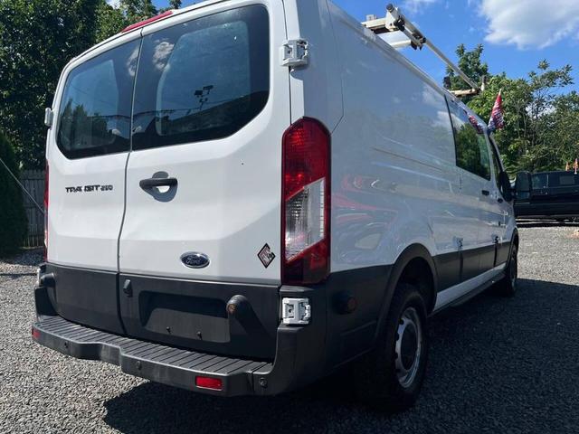 Photo of 2016 Oxford White Ford Transit-250
