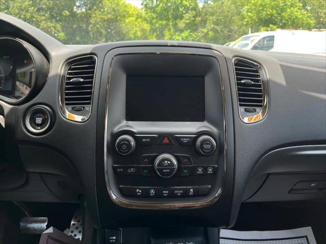 Photo of 2018 White Knuckle Clearcoat Dodge Durango