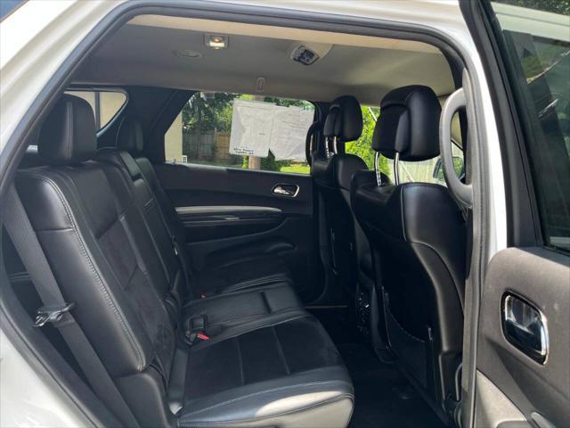 Photo of 2018 White Knuckle Clearcoat Dodge Durango
