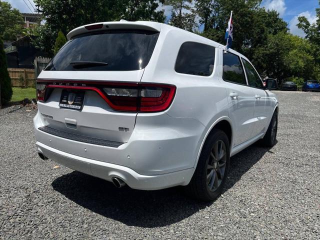 Photo of 2018 White Knuckle Clearcoat Dodge Durango