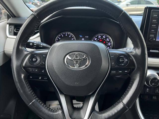 Photo of 2019 Silver Sky Metallic Toyota RAV4