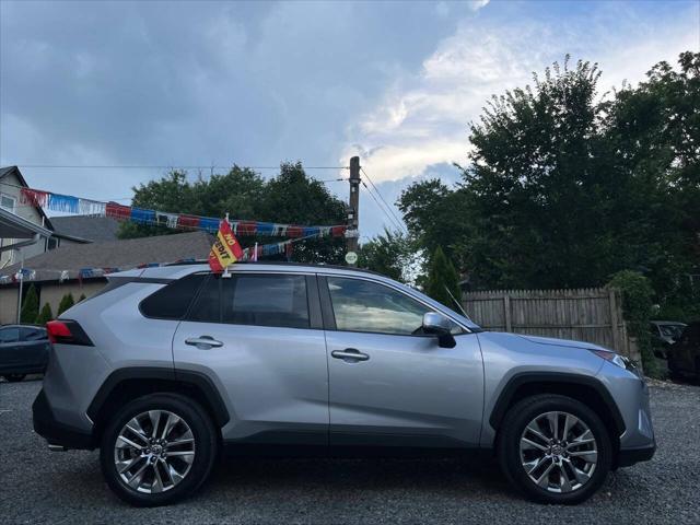 Photo of 2019 Silver Sky Metallic Toyota RAV4