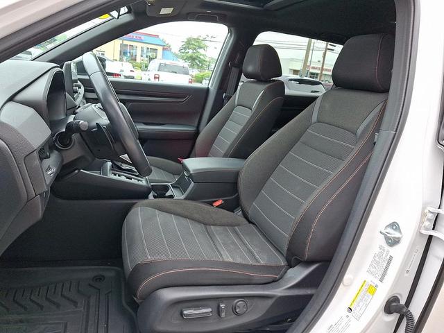 Photo of 2024 Platinum White Pearl Honda CR-V Hybrid
