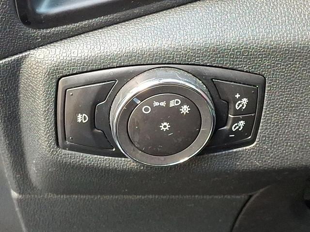 Photo of 2022 Moondust Silver Metallic Ford EcoSport