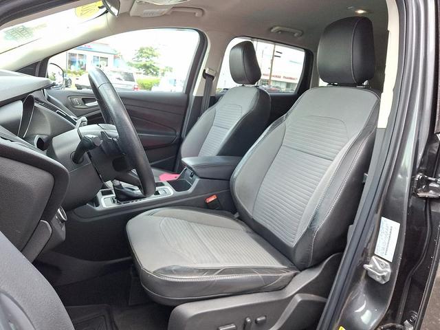 Photo of 2018 Magnetic Metallic Ford Escape