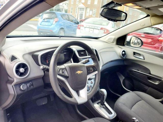 Photo of 2019 Silver Ice Metallic Chevrolet Sonic