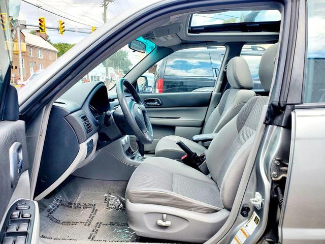 Photo of 2007 Gray Subaru Forester