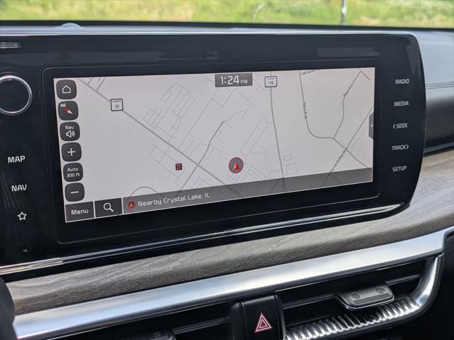 Photo of 2023 Glacial White Pearl Kia K5