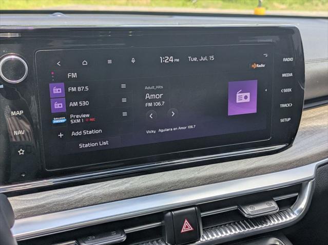 Photo of 2023 Glacial White Pearl Kia K5