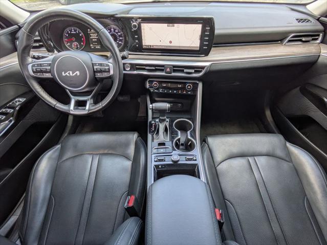 Photo of 2023 Glacial White Pearl Kia K5