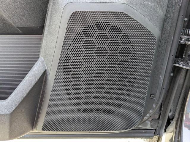 Photo of 2025 Granite Crystal Metallic Clearcoat RAM 2500