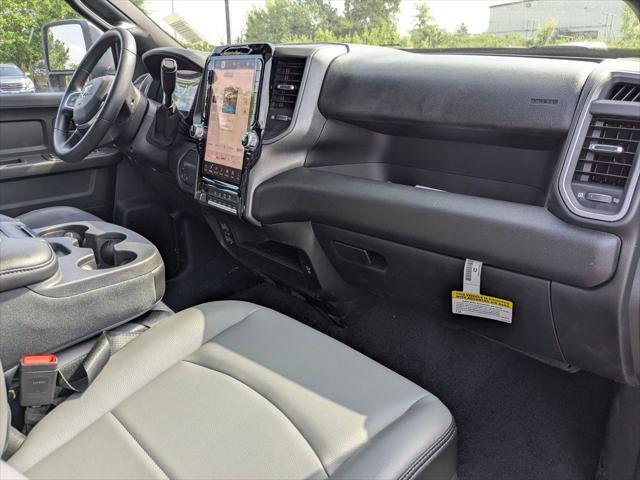 Photo of 2025 Granite Crystal Metallic Clearcoat RAM 2500