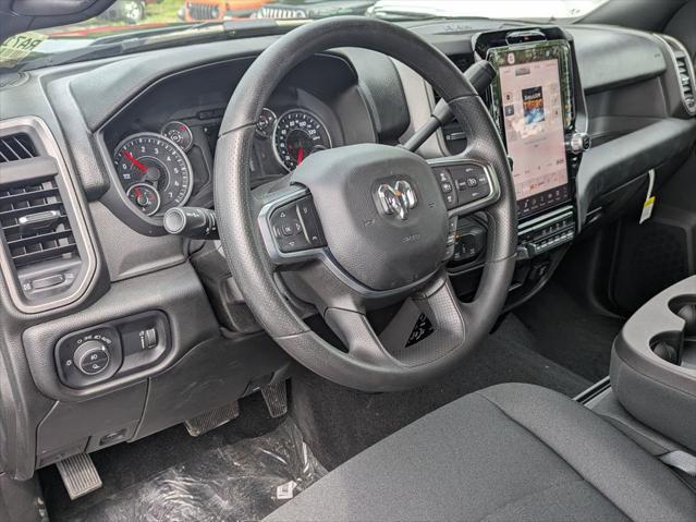 Photo of 2025 Diamond Black Crystal Pearlcoat RAM 2500