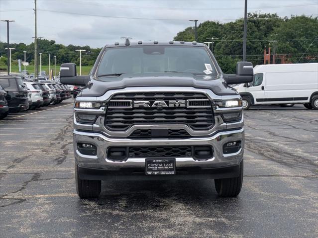 Photo of 2025 Diamond Black Crystal Pearlcoat RAM 2500