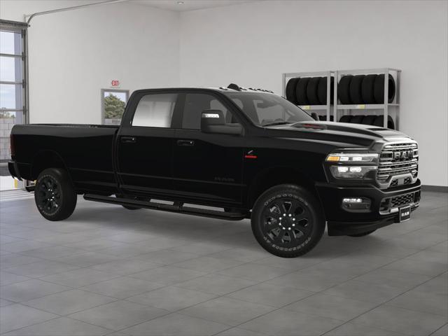 Photo of 2025 Diamond Black Crystal Pearlcoat RAM 2500