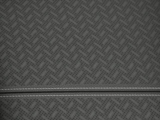 Photo of 2025 Diamond Black Crystal Pearlcoat RAM 2500
