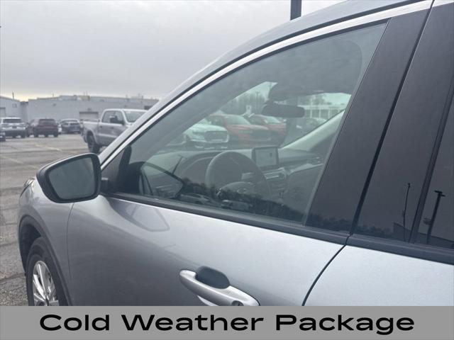 Photo of 2024 ICONIC SILVER METALLIC Ford Escape