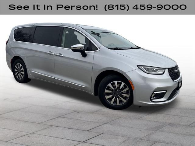 2023 Chrysler Pacifica Hybrid