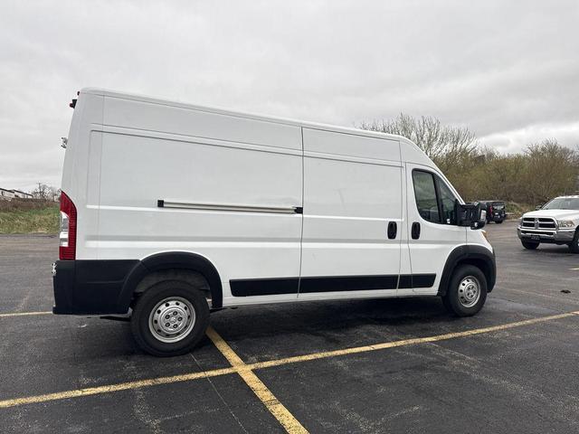 Photo of 2023 Bright White Clearcoat RAM ProMaster 2500