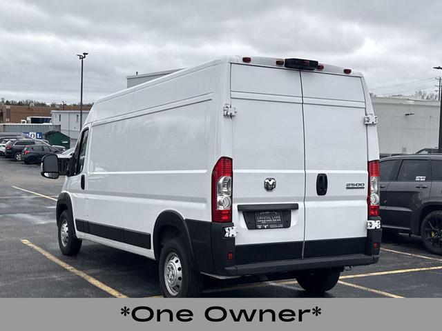 Photo of 2023 Bright White Clearcoat RAM ProMaster 2500