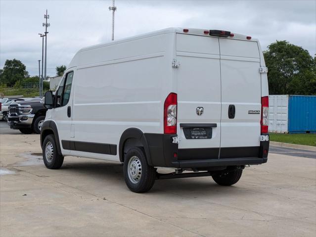 Photo of 2025 Bright White Clearcoat RAM ProMaster 2500