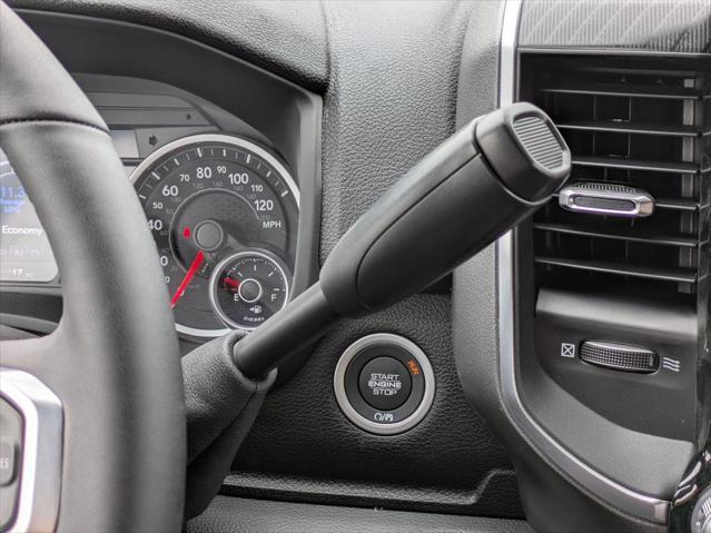 Photo of 2025 Diamond Black Crystal Pearlcoat RAM 2500