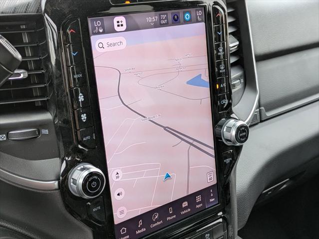 Photo of 2025 Diamond Black Crystal Pearlcoat RAM 2500