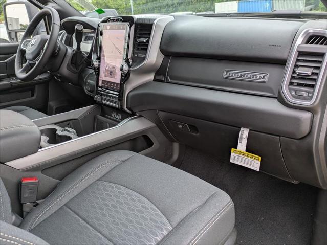 Photo of 2025 Diamond Black Crystal Pearlcoat RAM 2500