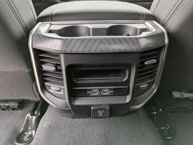 Photo of 2025 Diamond Black Crystal Pearlcoat RAM 2500