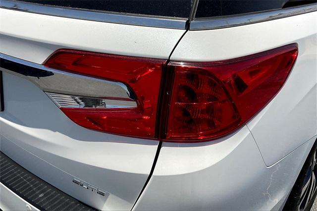 Photo of 2020 White Honda Odyssey
