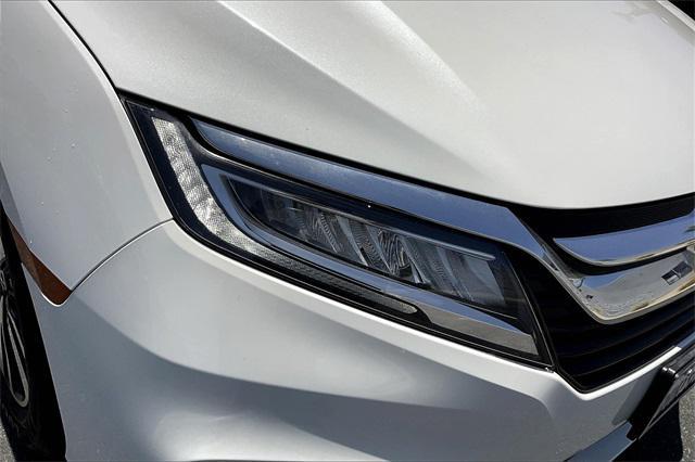 Photo of 2020 White Honda Odyssey