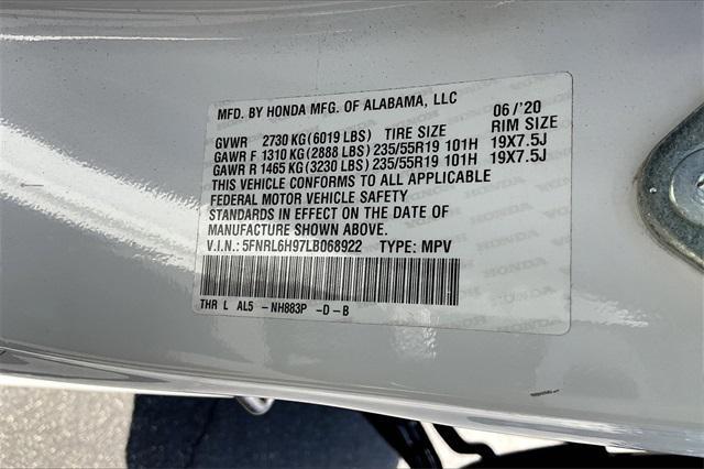 Photo of 2020 White Honda Odyssey