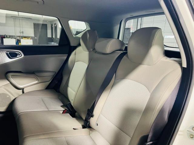 Photo of 2020 Snow White Pearl Kia Soul