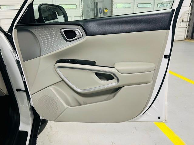 Photo of 2020 Snow White Pearl Kia Soul