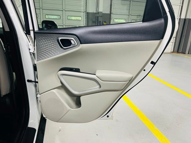 Photo of 2020 Snow White Pearl Kia Soul
