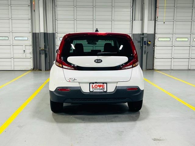 Photo of 2020 Snow White Pearl Kia Soul