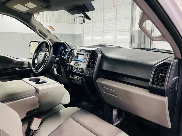 Photo of 2020 Oxford White Ford F-150