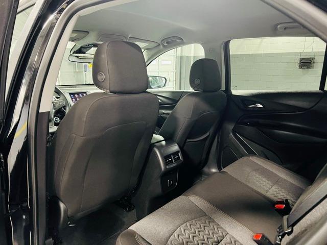 Photo of 2024 Mosaic Black Metallic Chevrolet Equinox